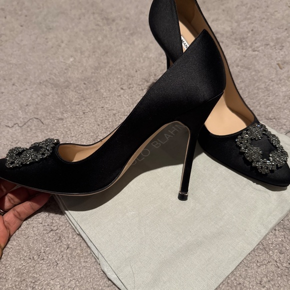 Manolo Blahnik Hangisi Black Satin Pumps - Picture 6 of 7
